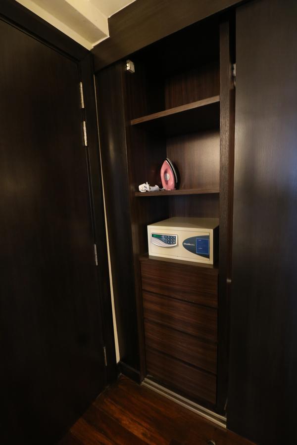 Millennium Suite At Pyramid Tower Petaling Jaya Exterior photo